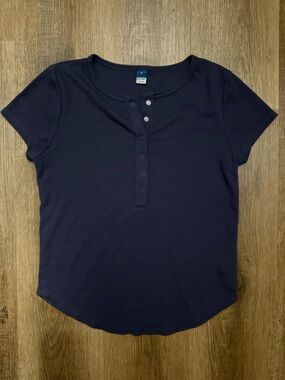Old Navy Scoop Neck Tee
